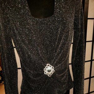 Black And Silver Long Sleeve Blouse Glitter - M (12 x 21) measurements